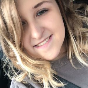 Meet your Posher, Skylar